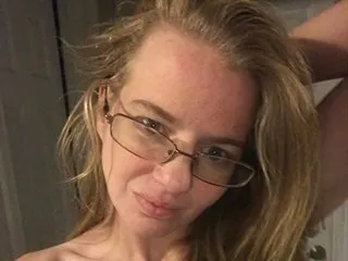 Image de profil du modèle de webcam sexysandy99