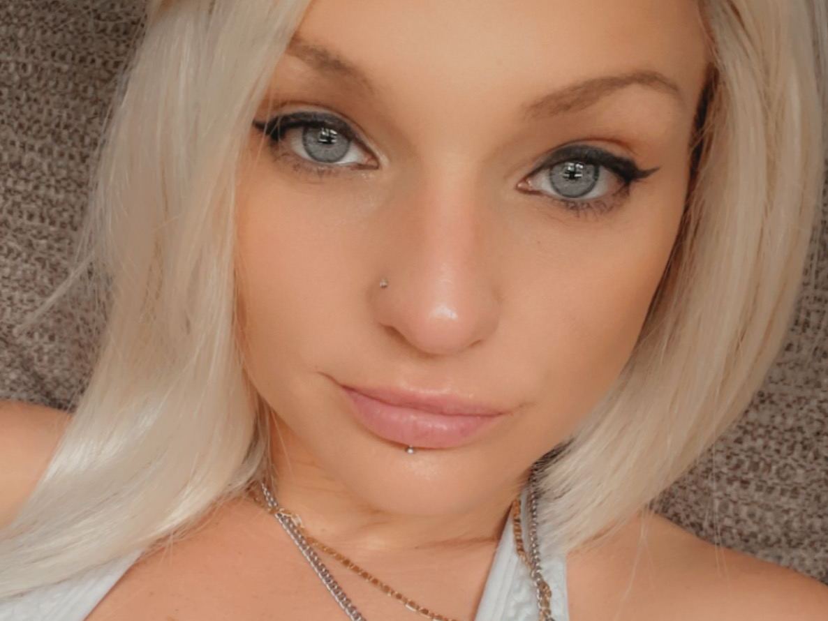 Image de profil du modèle de webcam GoddessTatiannaLove