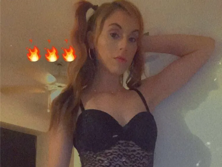 Imagen de perfil de modelo de cámara web de BadBunni69