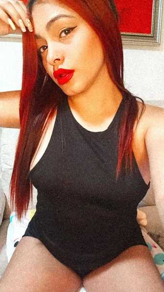 Performer InnocentAleja Photo 3