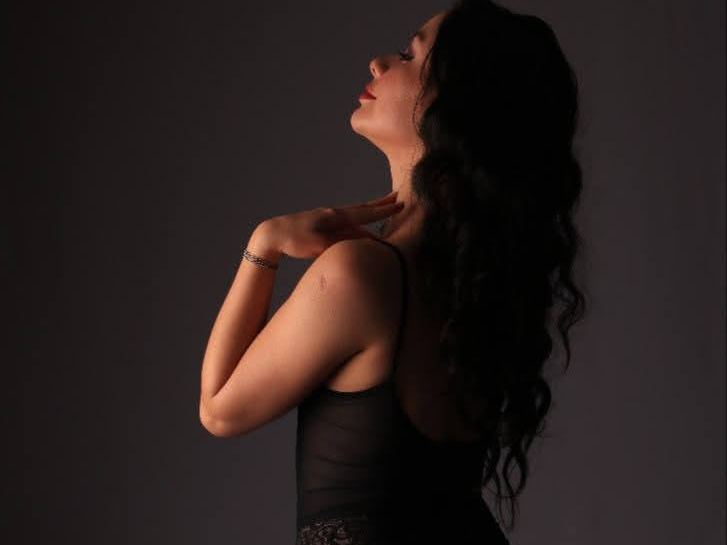 Imagen de perfil de modelo de cámara web de YESSIBELTRAN