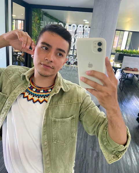 Artist JhoanSaenz Foto 6