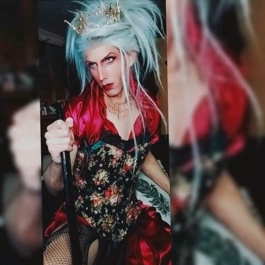 Interprète TierneyLoren Photo 9