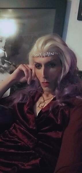 Interprète TierneyLoren Photo 3