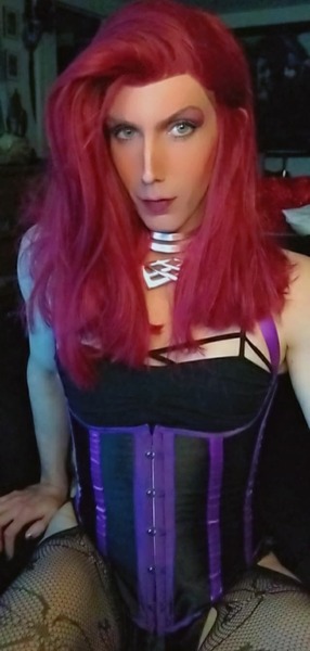 Interprète TierneyLoren Photo 5