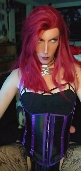 Interprète TierneyLoren Photo 4