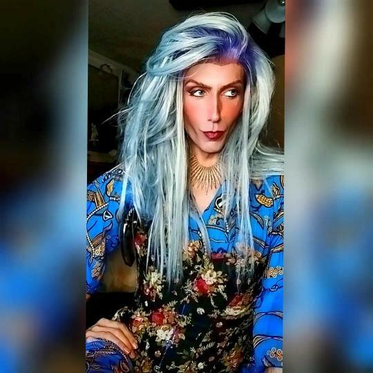 Interprète TierneyLoren Photo 6