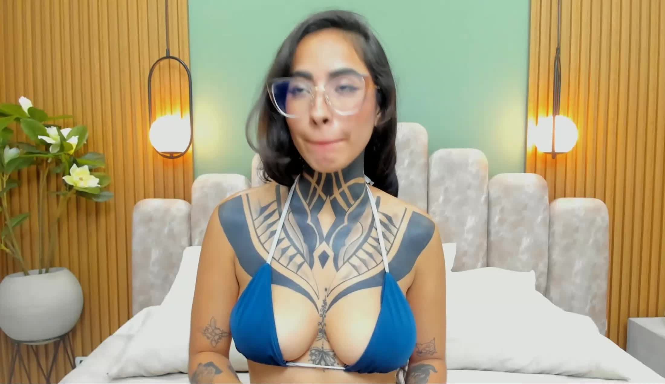 Artist NicoleBlum Video 2