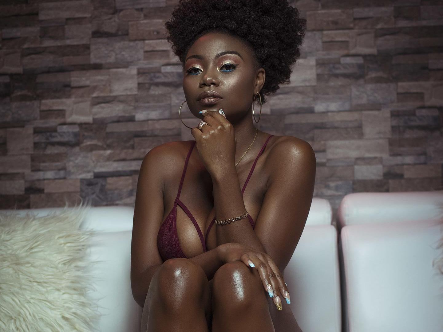 ShanyQueen cam model profile picture