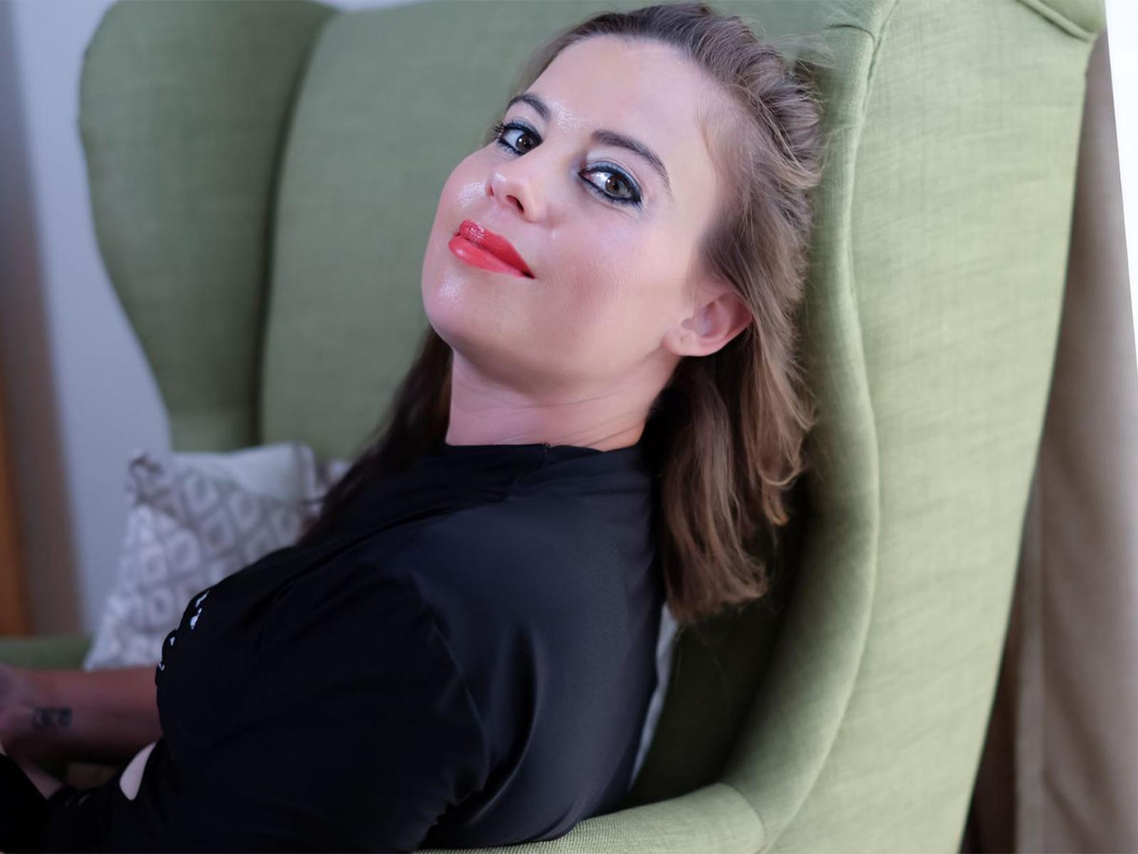 Utøver PetiteAlyssa Bilde 5