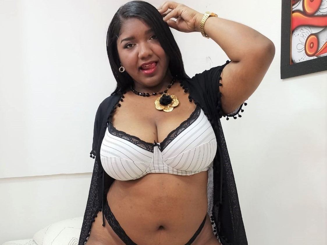 Foto de perfil de modelo de webcam de LovellyNanna 