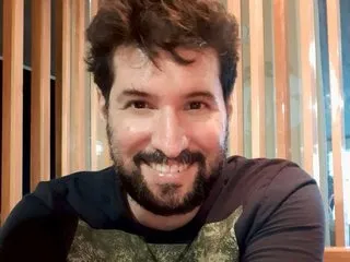 StraightRam84 profilbild på webbkameramodell