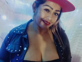 DirtyAndWiild33Xx cam model profile picture 