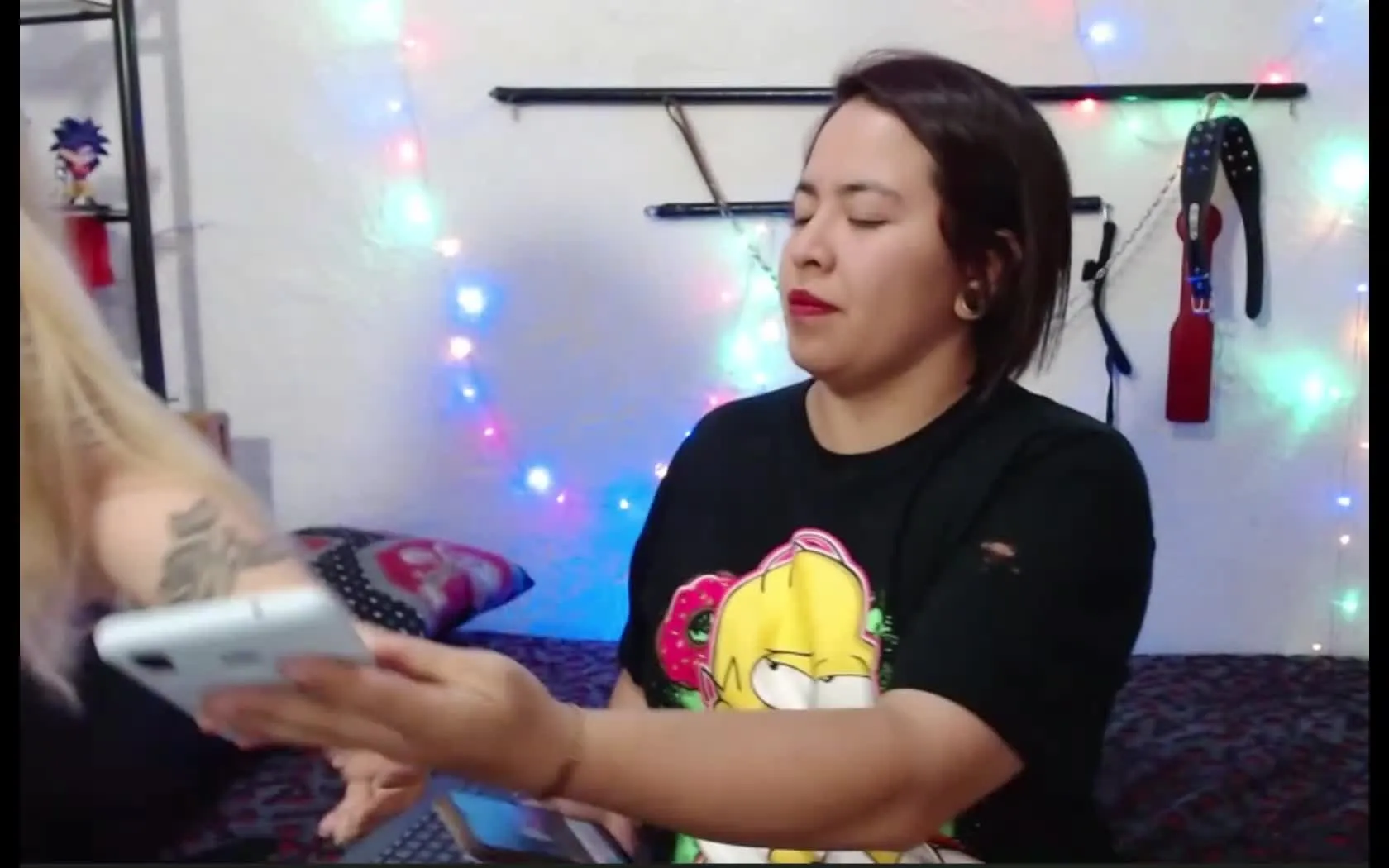Artiest sharonandkatee Video 1