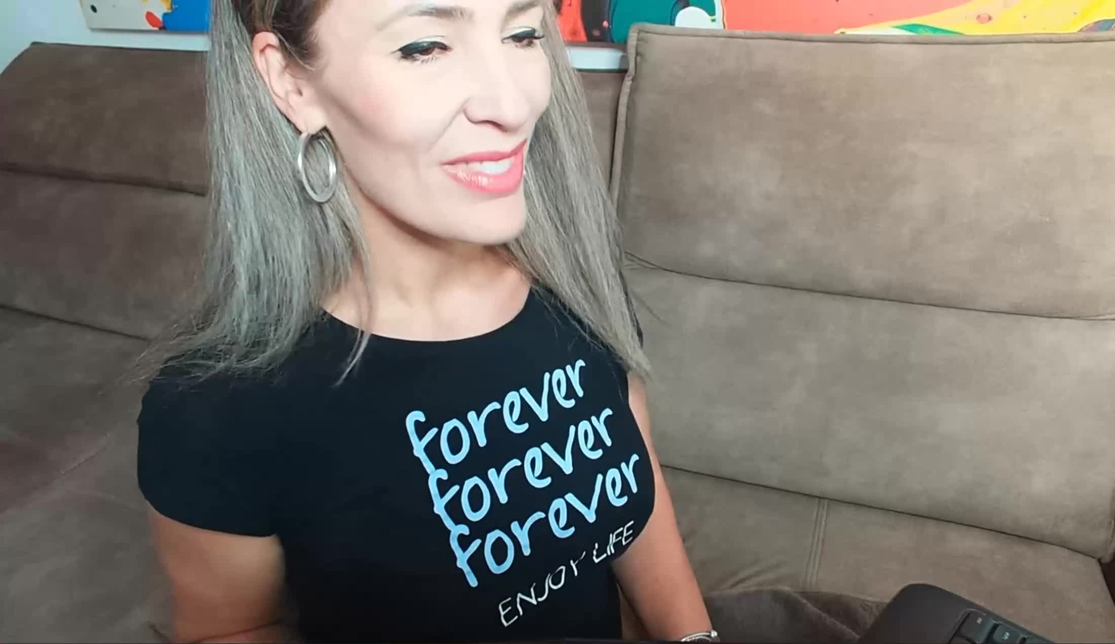 Artista KatieSkyMadison Video 1
