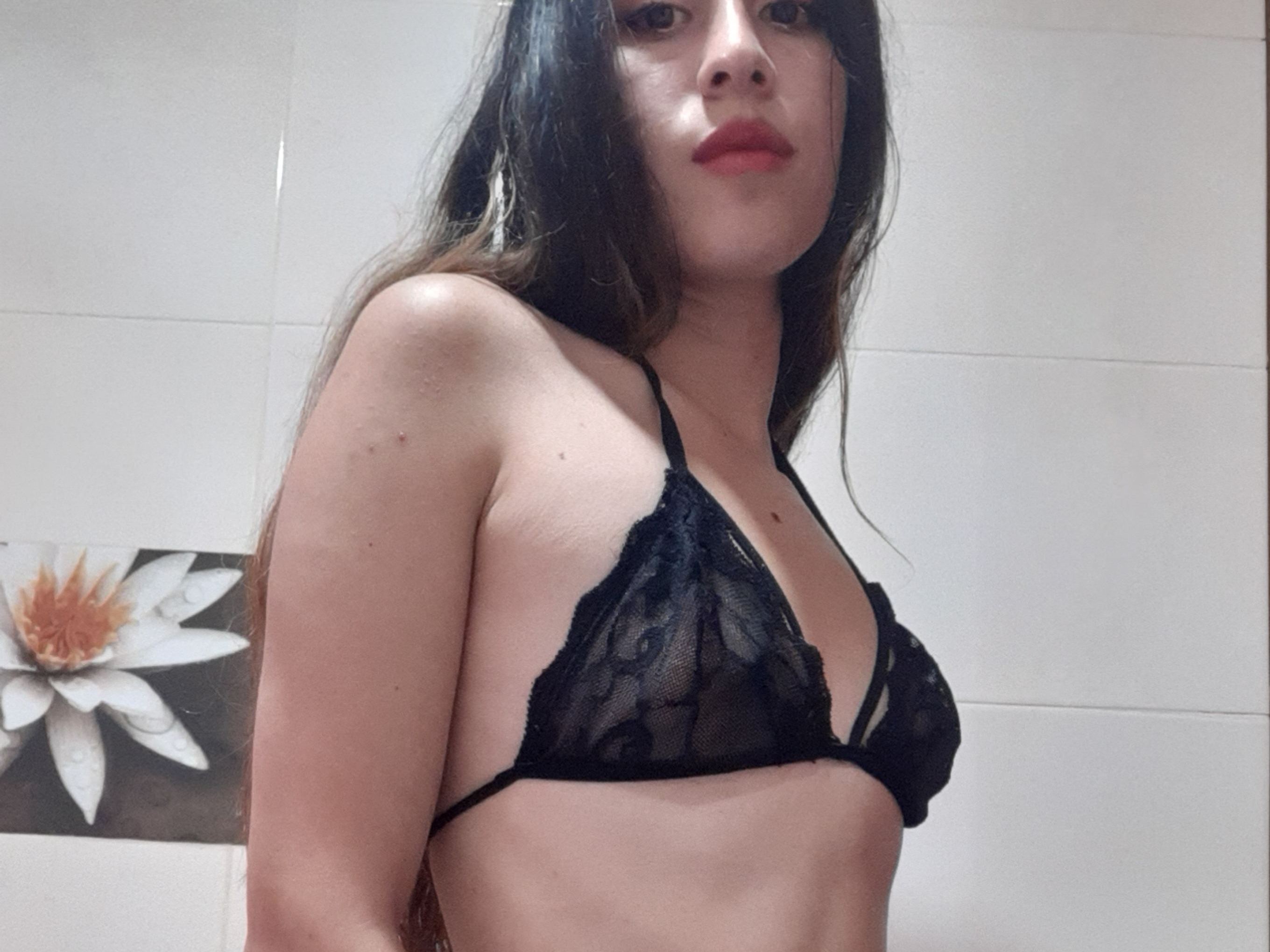 Foto de perfil de modelo de webcam de Nicolletea 