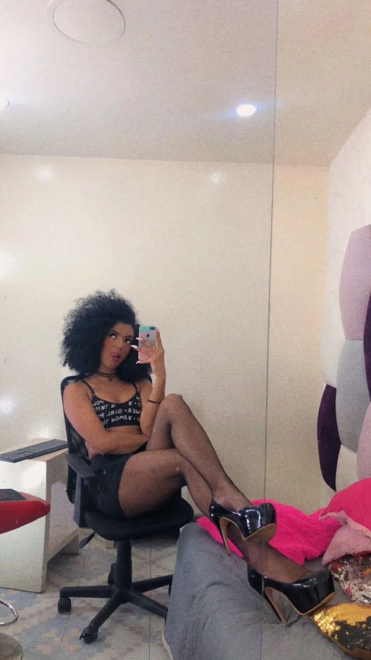 Utøver lauracollingss Bilde 3