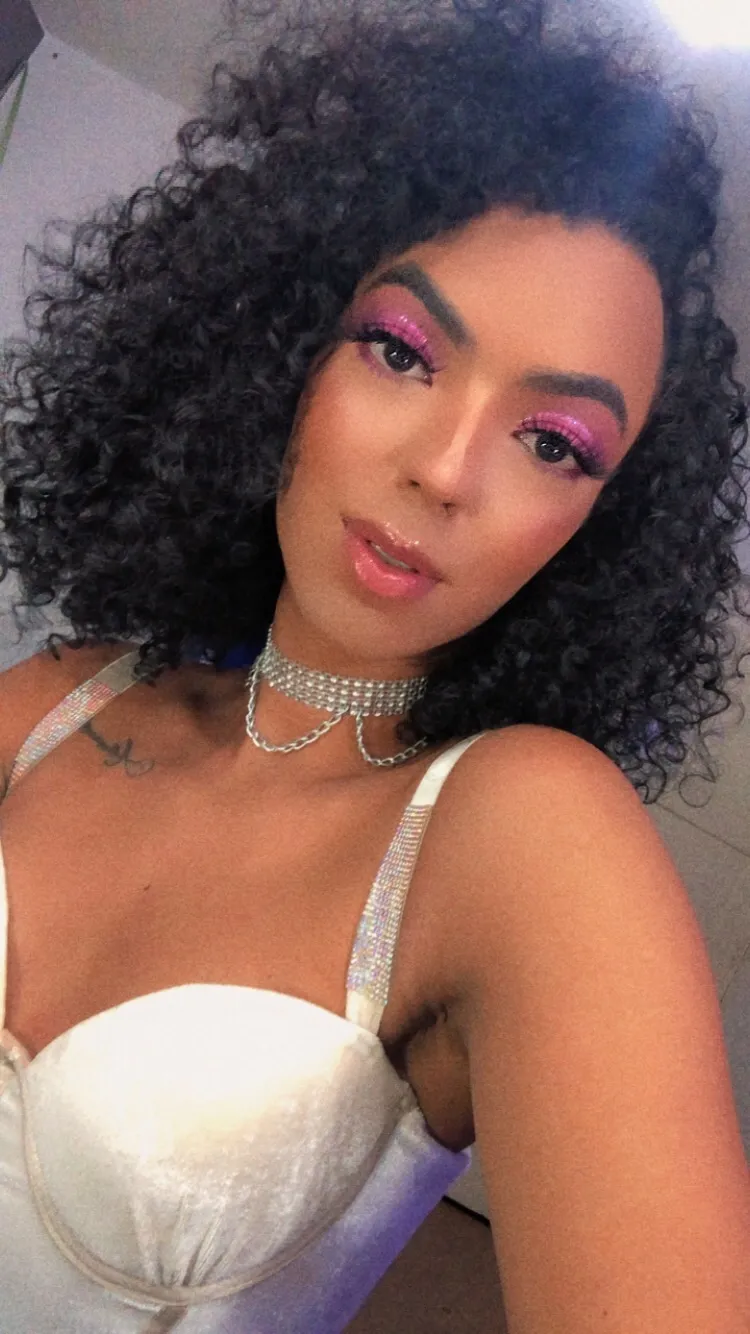 Utøver lauracollingss Bilde 1