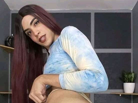 Foto de perfil de modelo de webcam de niadolls 