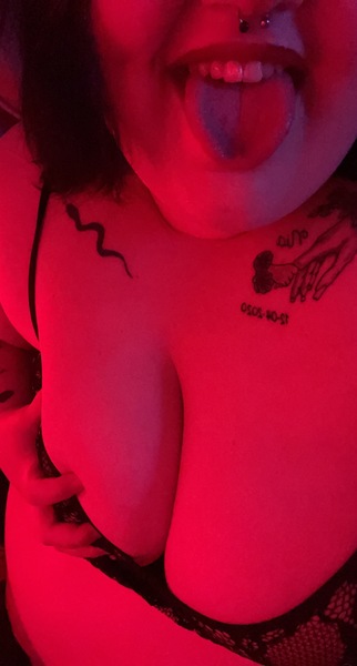 Performer ssbbwtatted Photo 3