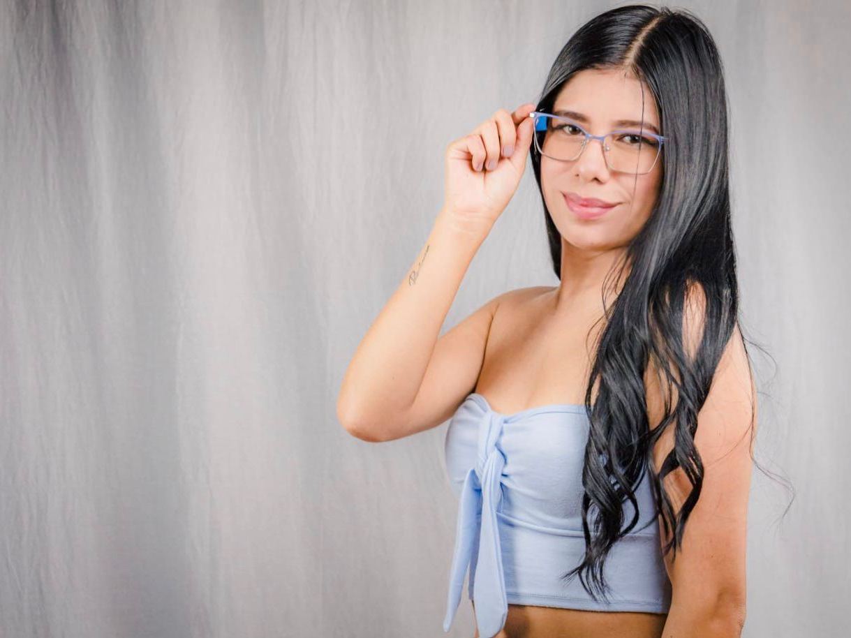 CrysBlacke profilbild på webbkameramodell