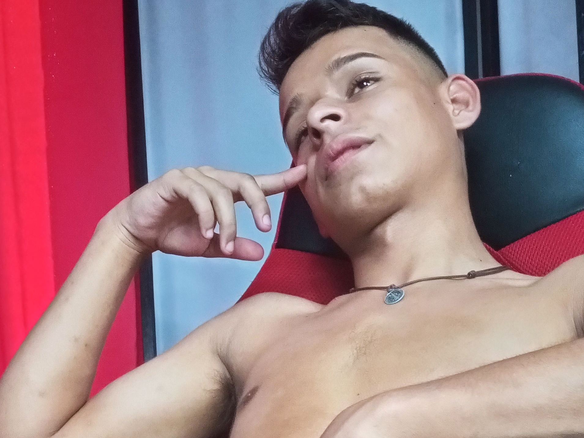 Foto de perfil de modelo de webcam de Ilanlatingold18 