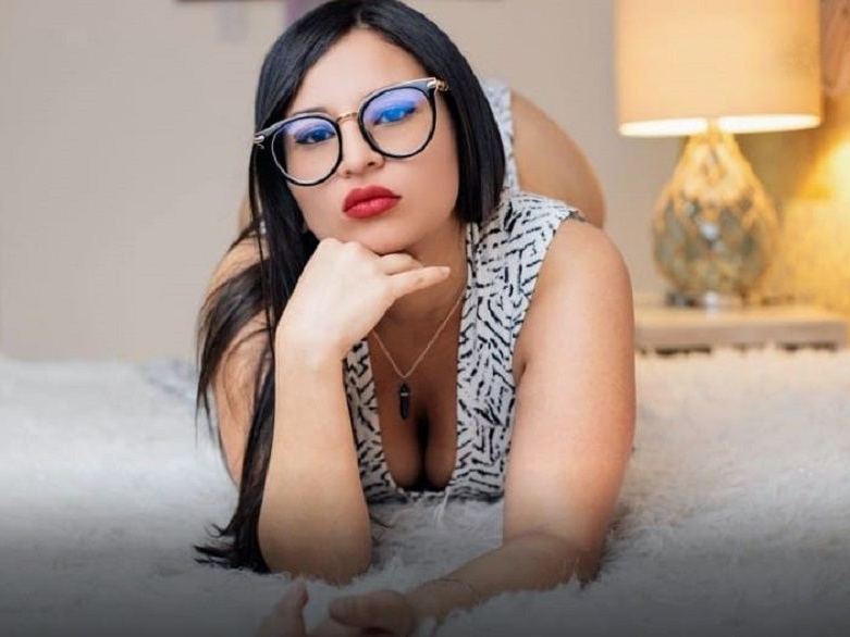 Imagen de perfil de modelo de cámara web de MarianaCastel