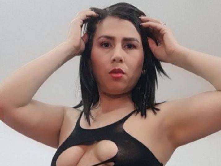 Foto de perfil de modelo de webcam de DevoraCruz 