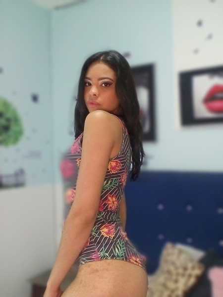 Performer LovelyKatxx Photo 1