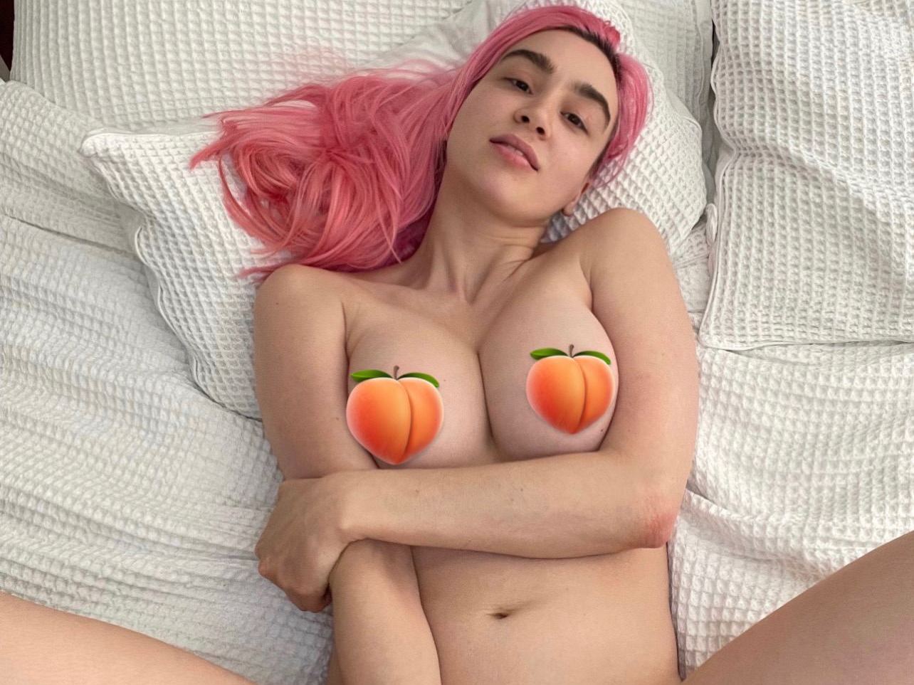 Imagen de perfil de modelo de cámara web de ShelikesVegetables