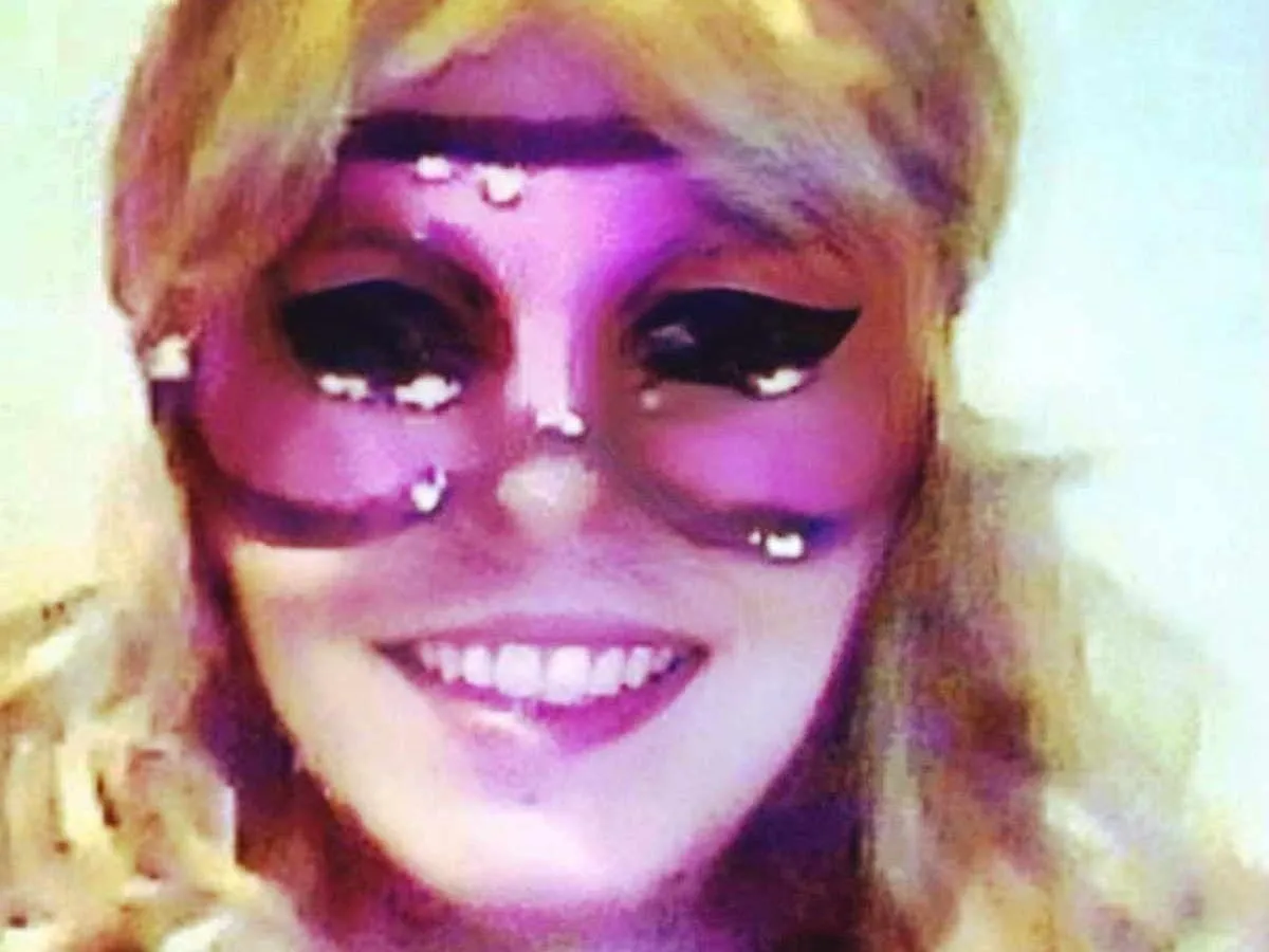 Merry77 profilbild på webbkameramodell