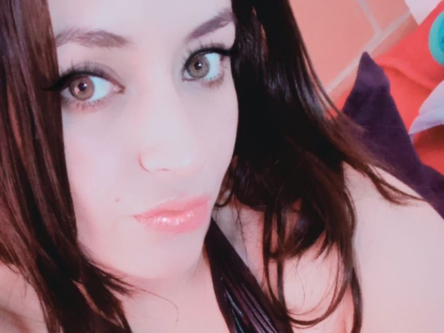 MeganMultiSQUIRT Profilbild des Cam-Modells 