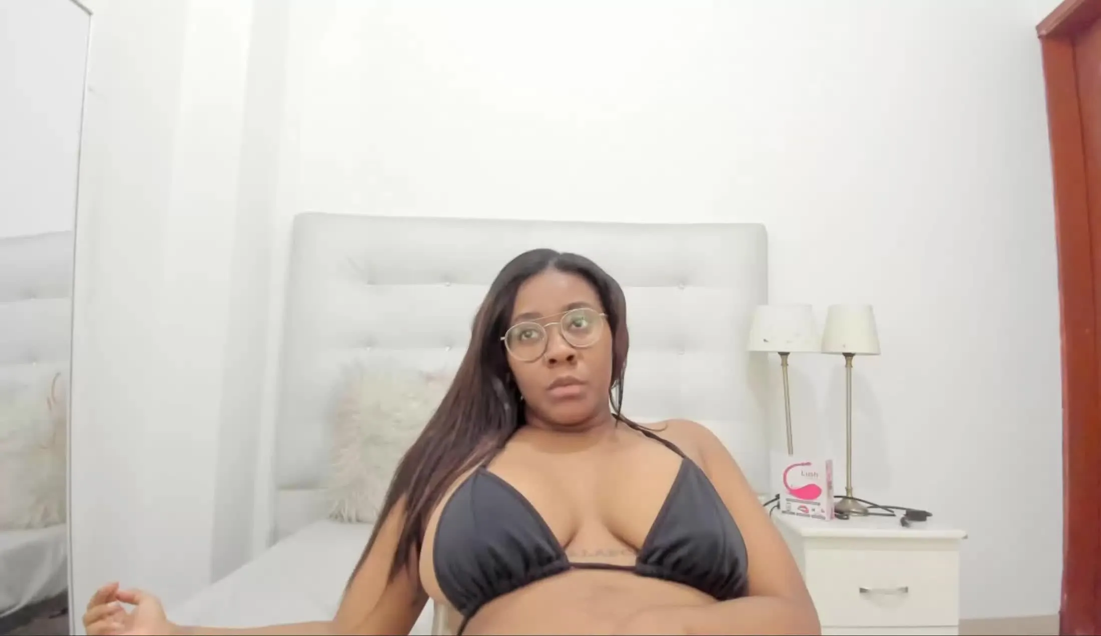 Darsteller ZARAREINA Video 1