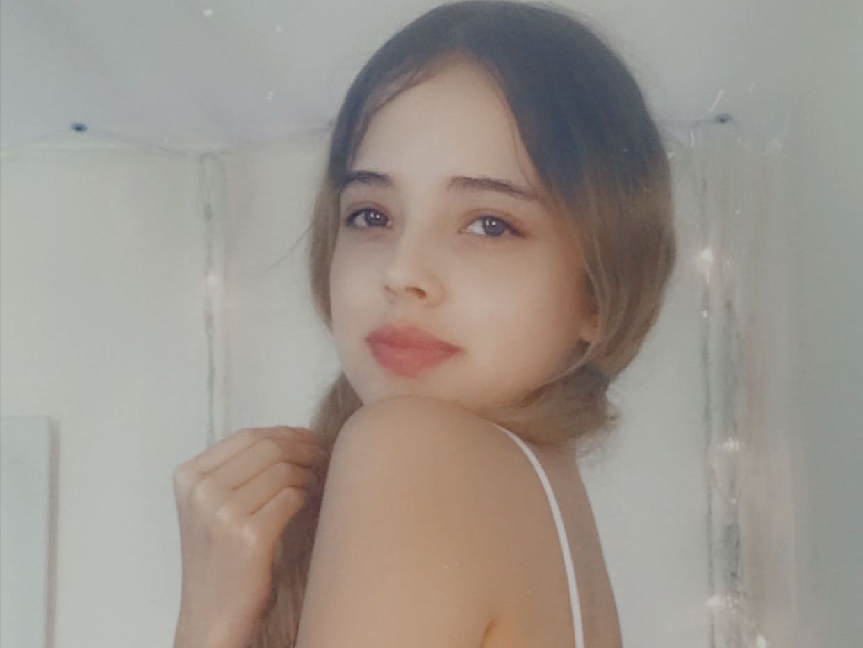 Image de profil du modèle de webcam LilyBronw