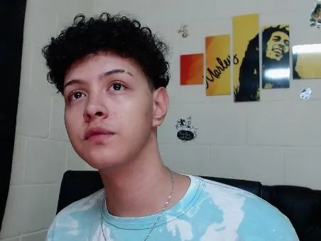 jakeredd profielfoto van cam model