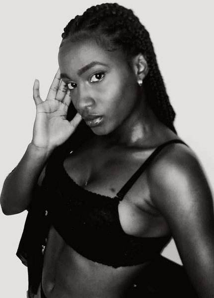 Performer AgnesBlack Photo 1