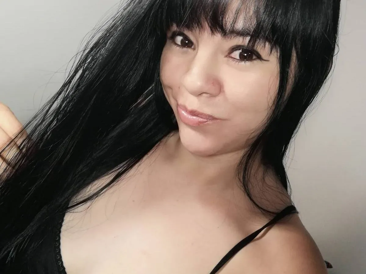 Image de profil du modèle de webcam FoxSQUIRT