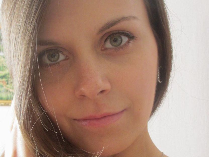 AmelliaStorm profilbild på webbkameramodell