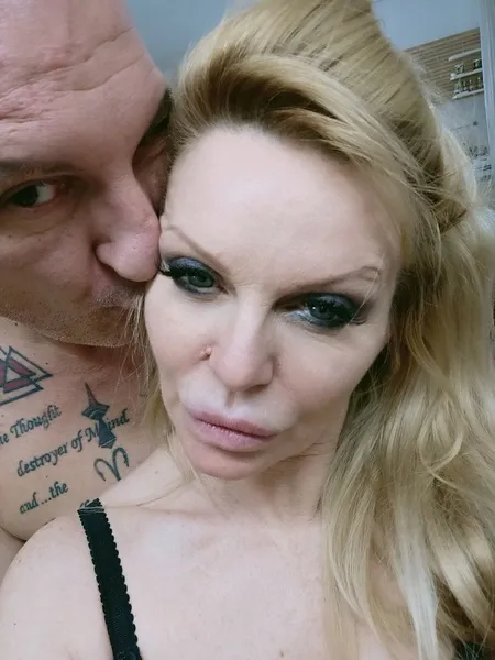 Interprete NatashaAndChris Foto 4