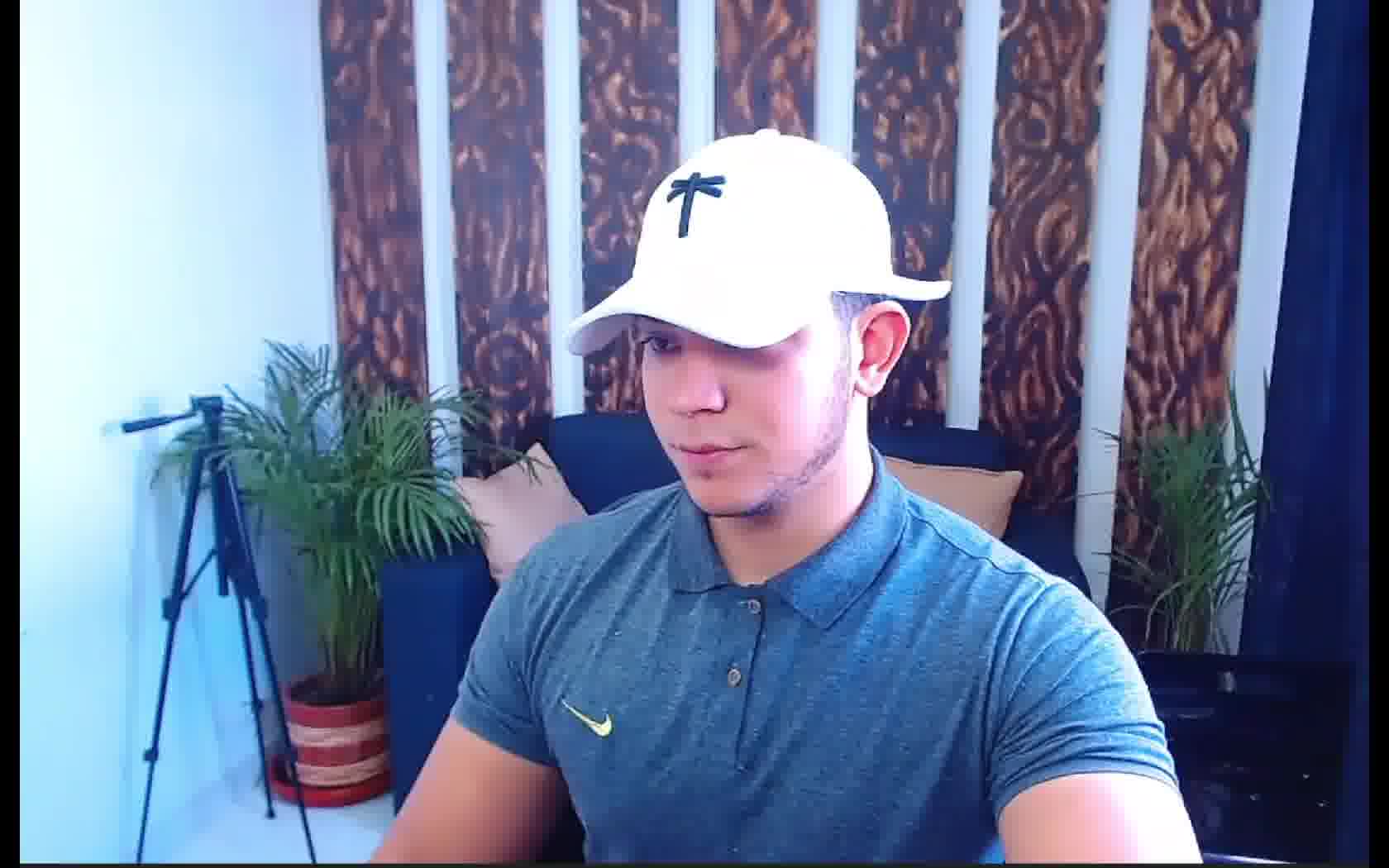 Performer MaxxAdams Video 1