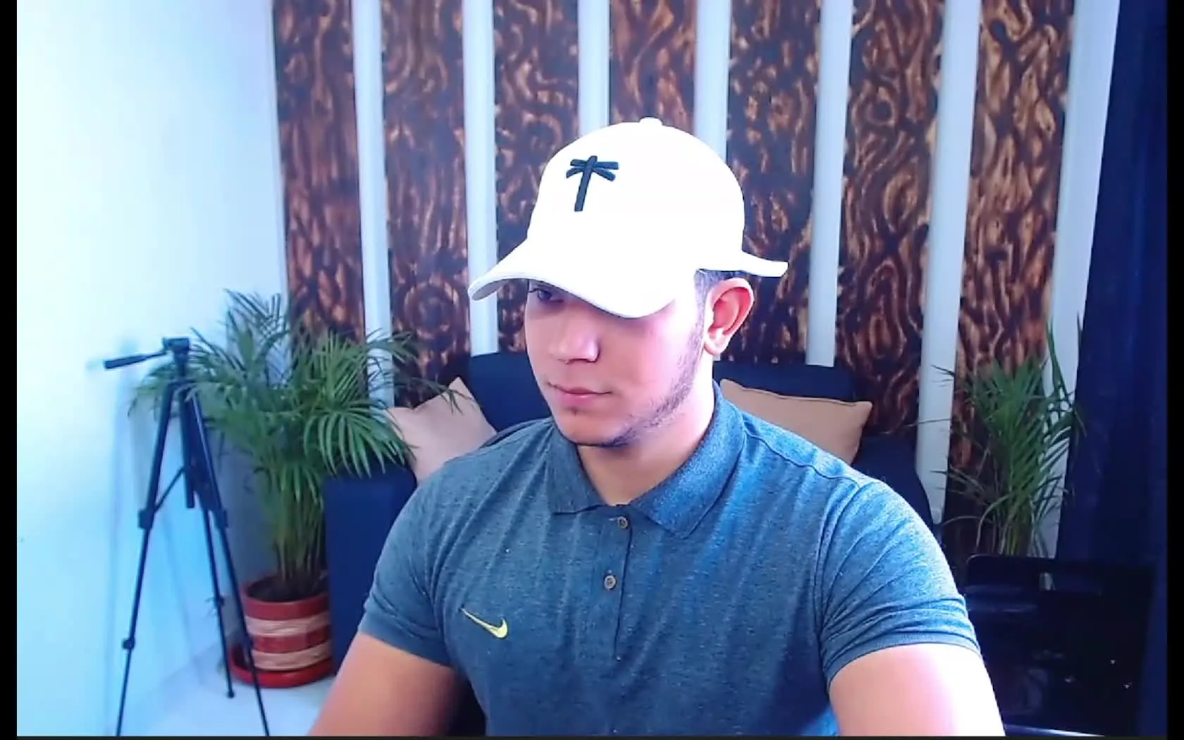 Intérprete MaxxAdams Video 1