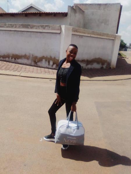 Artiest petite24 Foto 8