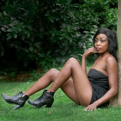 Artiest petite24 Foto 6