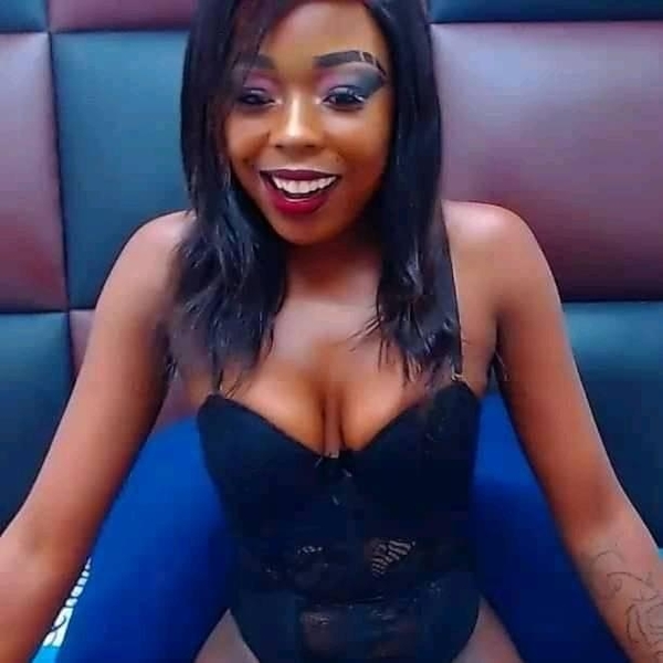 Artiest petite24 Foto 4