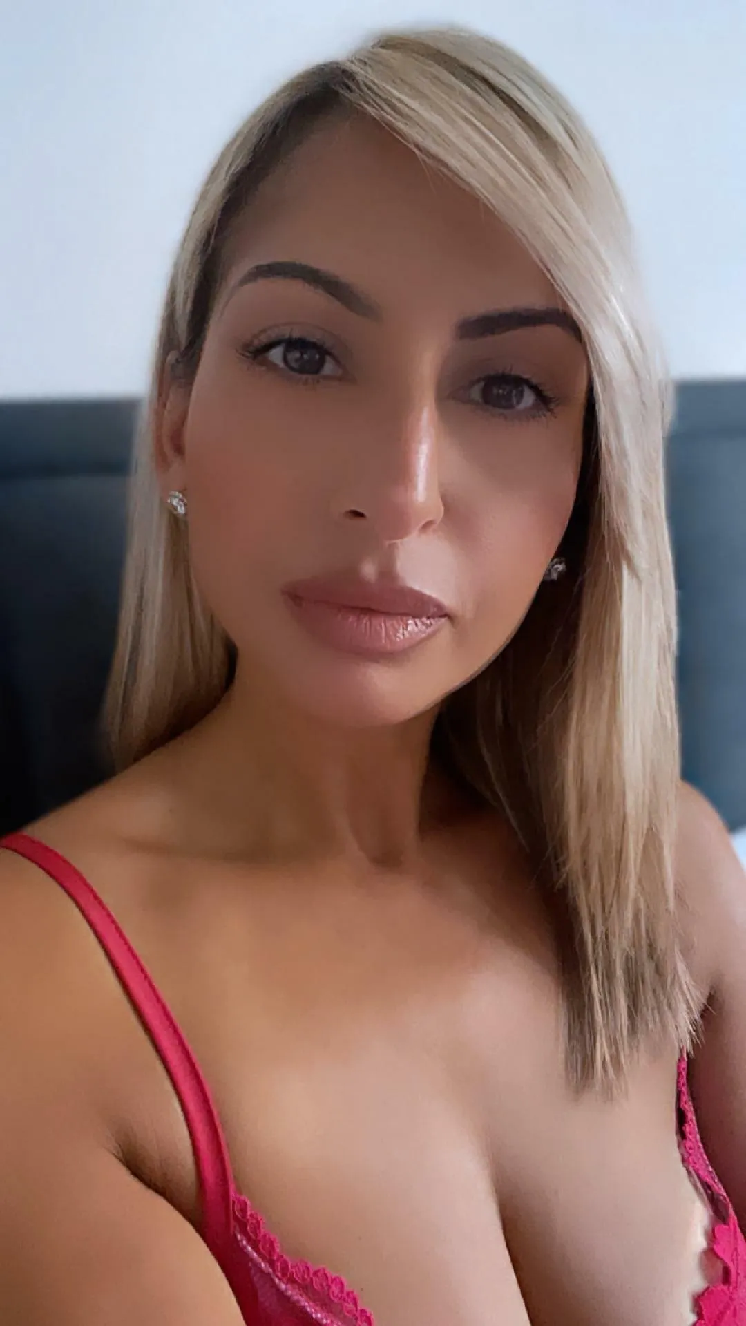 Artista UK_Pakistani_Milf Foto 1