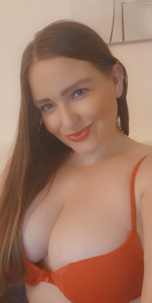 Darsteller PlayfulSexyLucy Foto 8