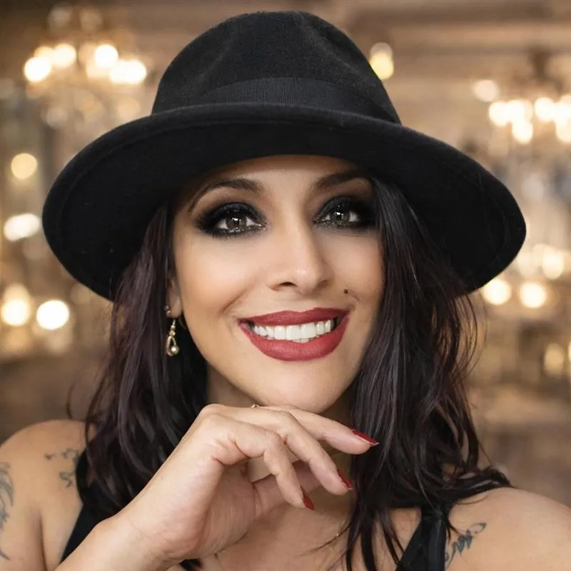 Darsteller SharySquirtTits Foto 9