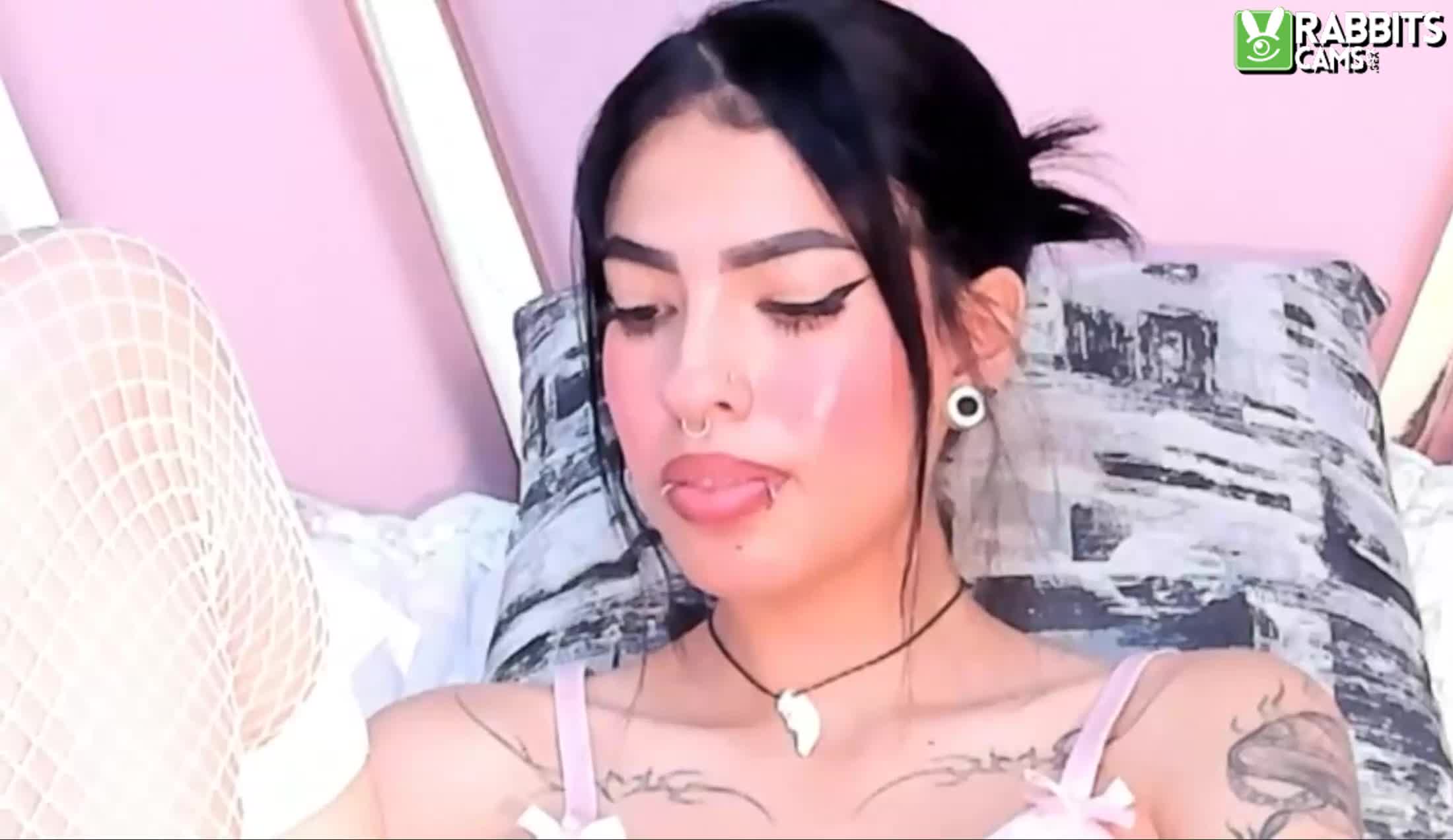 Artist EvaBenely Video 1