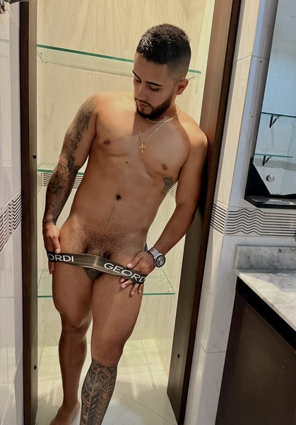 Utøver YeisonJones Bilde 10