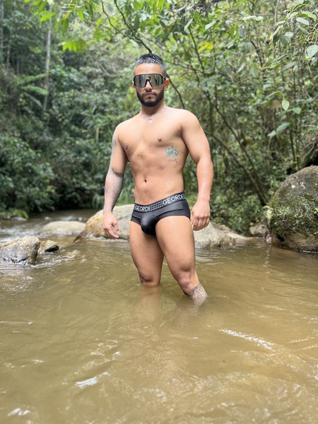 Utøver YeisonJones Bilde 6